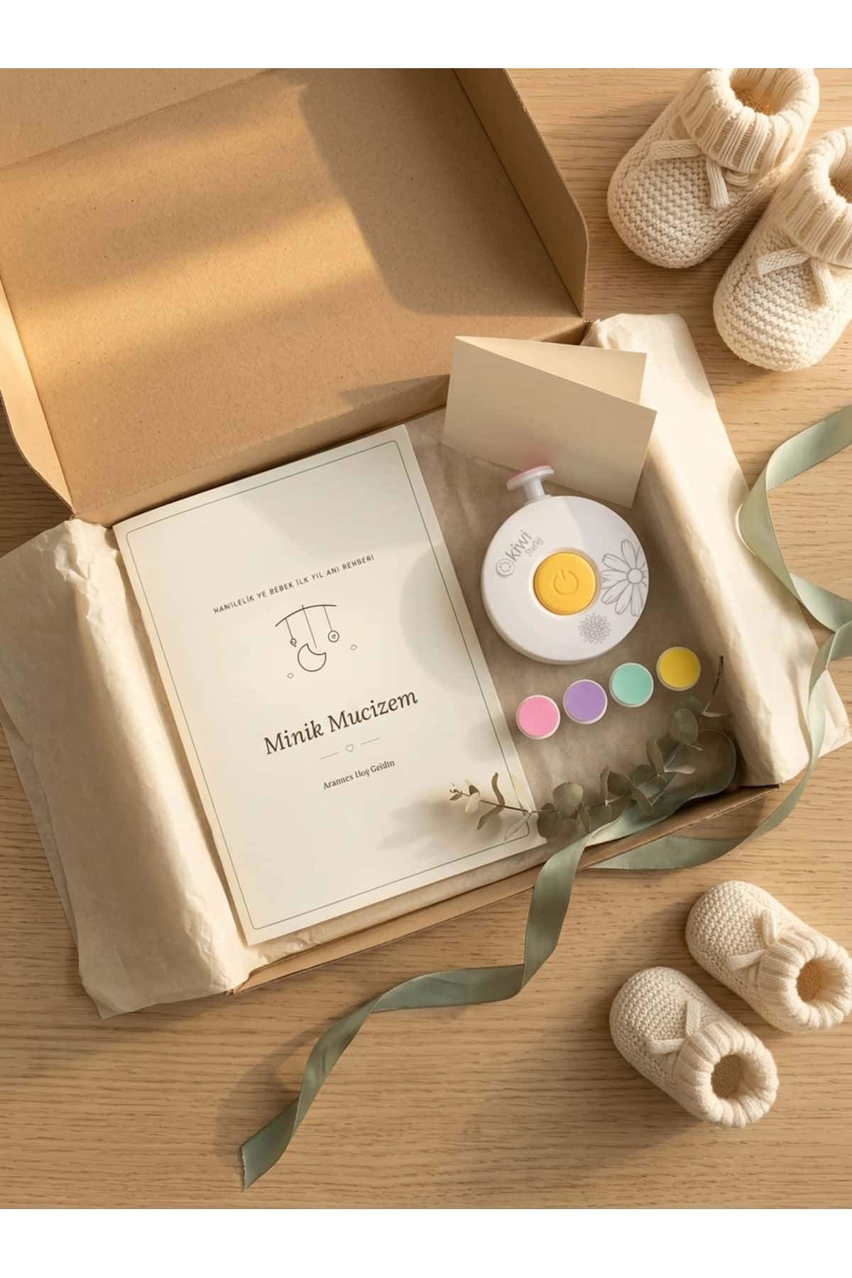 Bebek Anı Defteri + Elektrikli Tırnak Törpüsü – Yenidoğan Hediye Seti